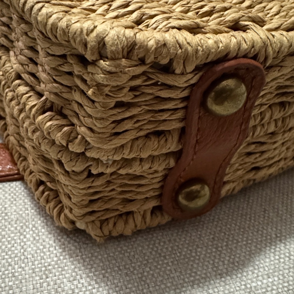 Boho Chic Wicker Basket Style Crossbody Bag-Brown Faux Leather Strap-Brass Tone - Picture 5 of 16